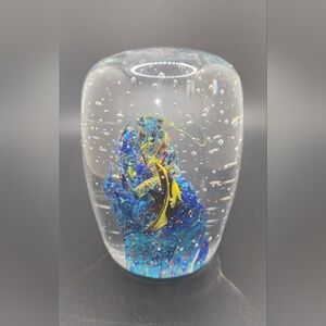 Art Glass Tropical Fish Paperweight Controlled Bubbles Studio Style